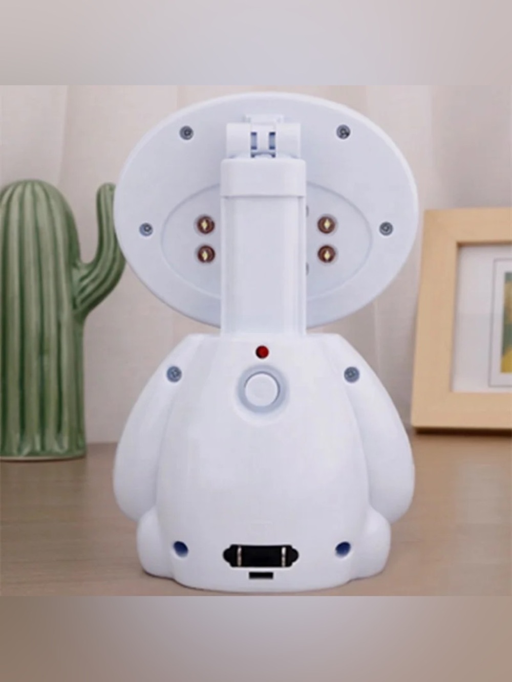 Bay Style LED Plug-In Night Light Lamp - Picture 5 of 14